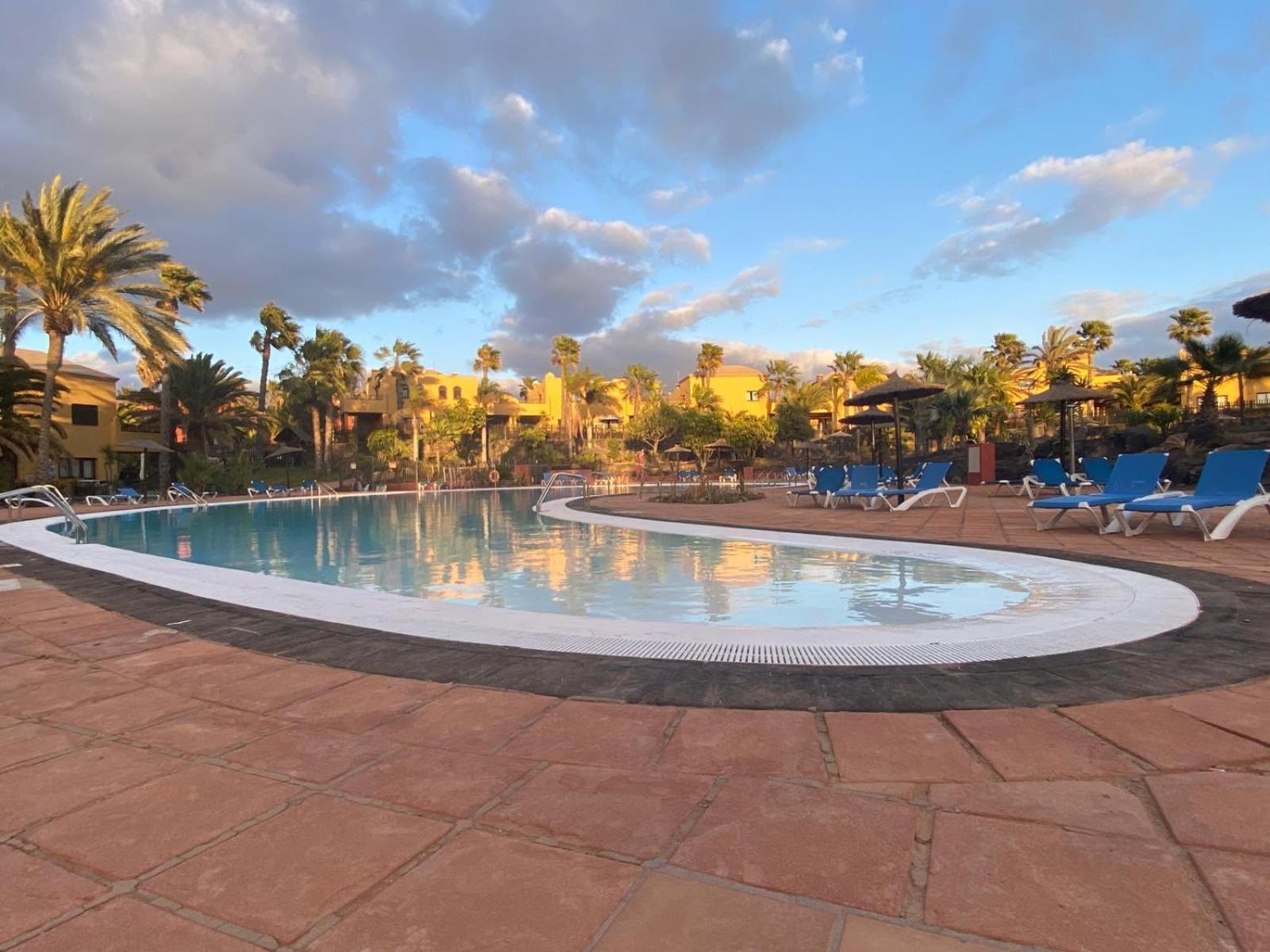 Adamsurfcom Apartment Corralejo Bagian luar foto