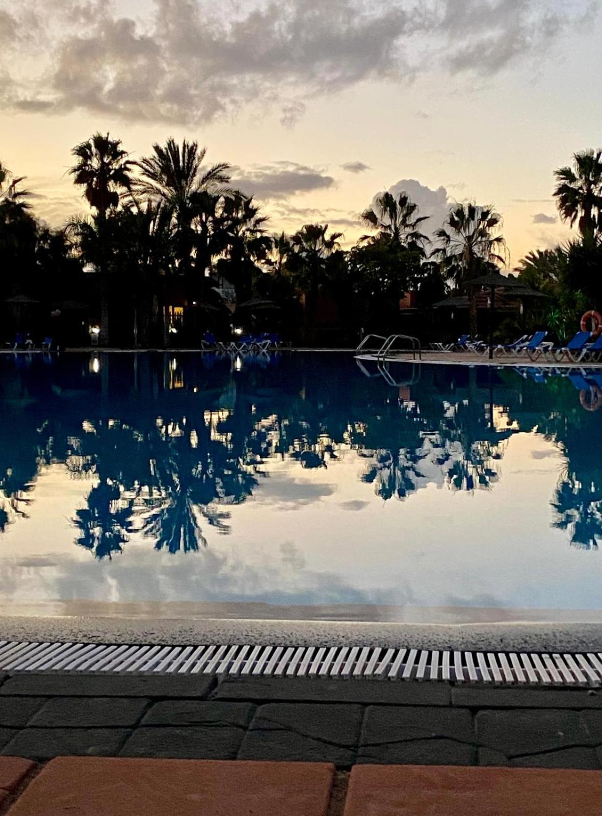 Adamsurfcom Apartment Corralejo Bagian luar foto